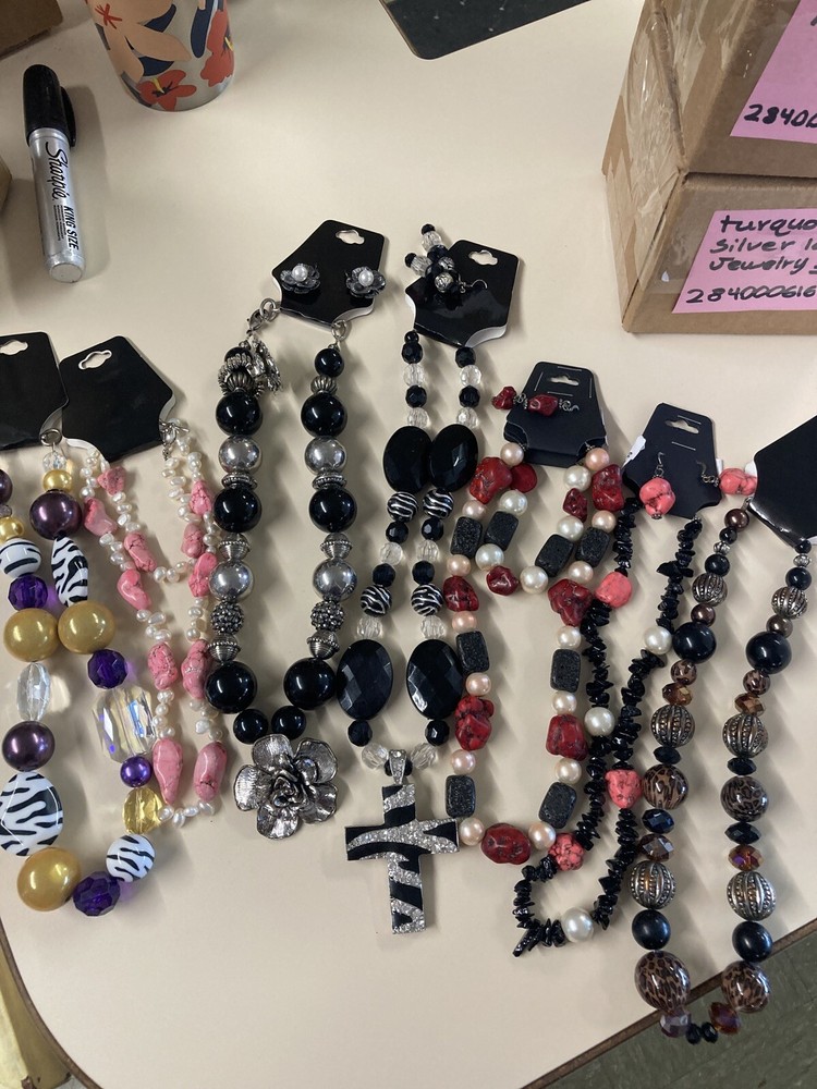 jewelry lot Big Beads Silver Zebra Leopard Stone(G)