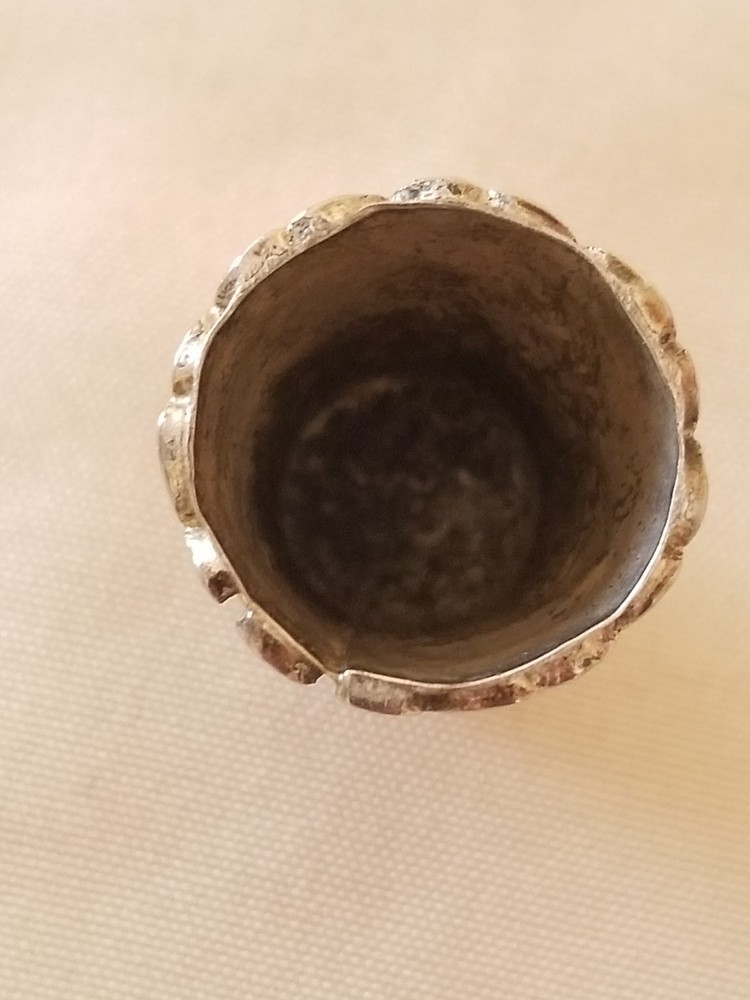 Vintage Solid Sterling Silver Ornate Scroll Pattern Thimble  1" Tall Mexico