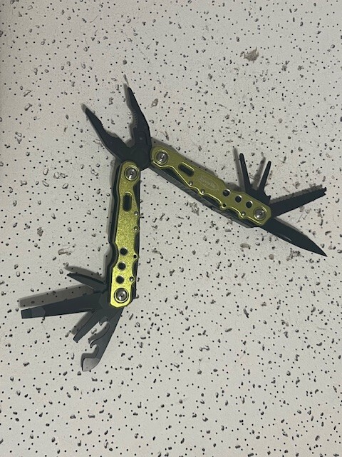 ROVERTAC Multi-Tool Plier stainless steel Camping tools —