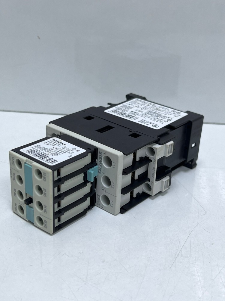 Siemens 3RT1026-1BF44 Contactor