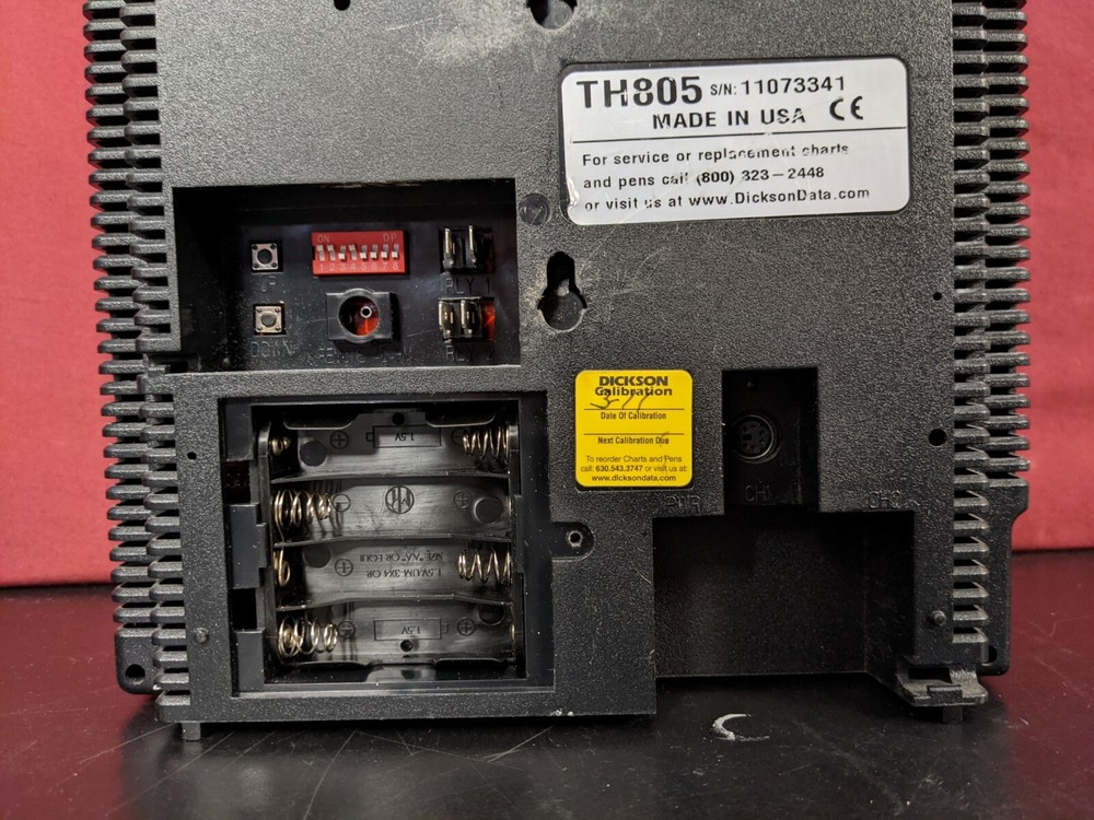 Dickson TH805 8" Digital Temperature Chart Recorder without Power Supply