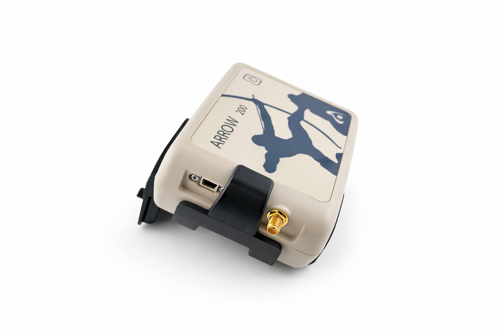 Eos Arrow 200 GNSS RTK GPS Receiver – Dual Frequency, 1 cm Accuracy, iOS/Android