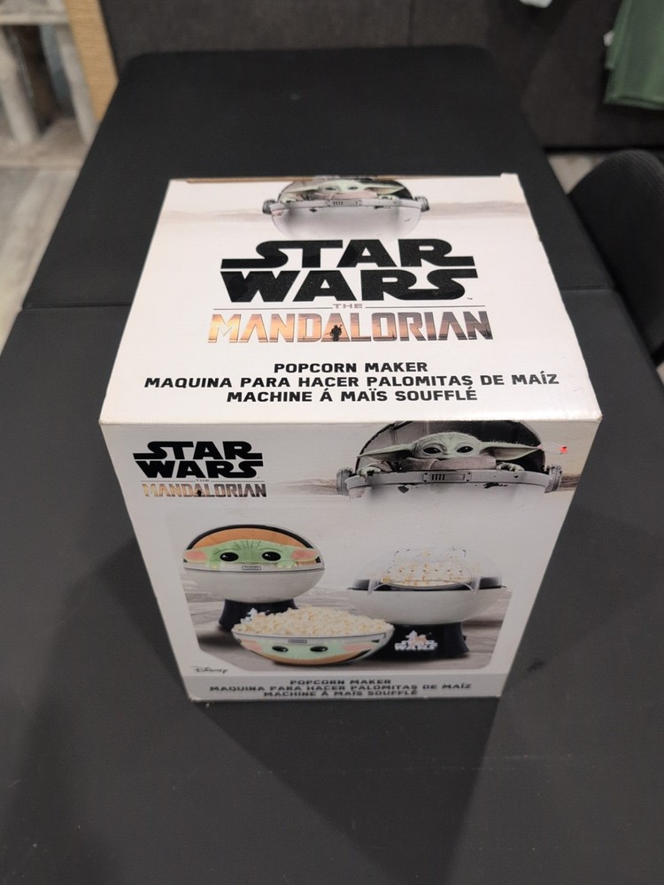 Star Wars "The Mandalorian" Popcorn Maker