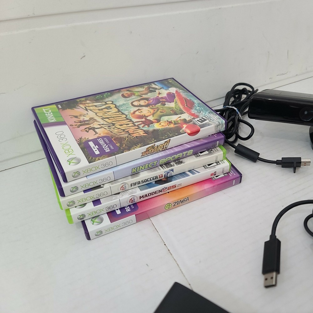 Microsoft 1414 Xbox 360 Kinect Sensor Bar + power cable Bundle + 5 Games TESTED