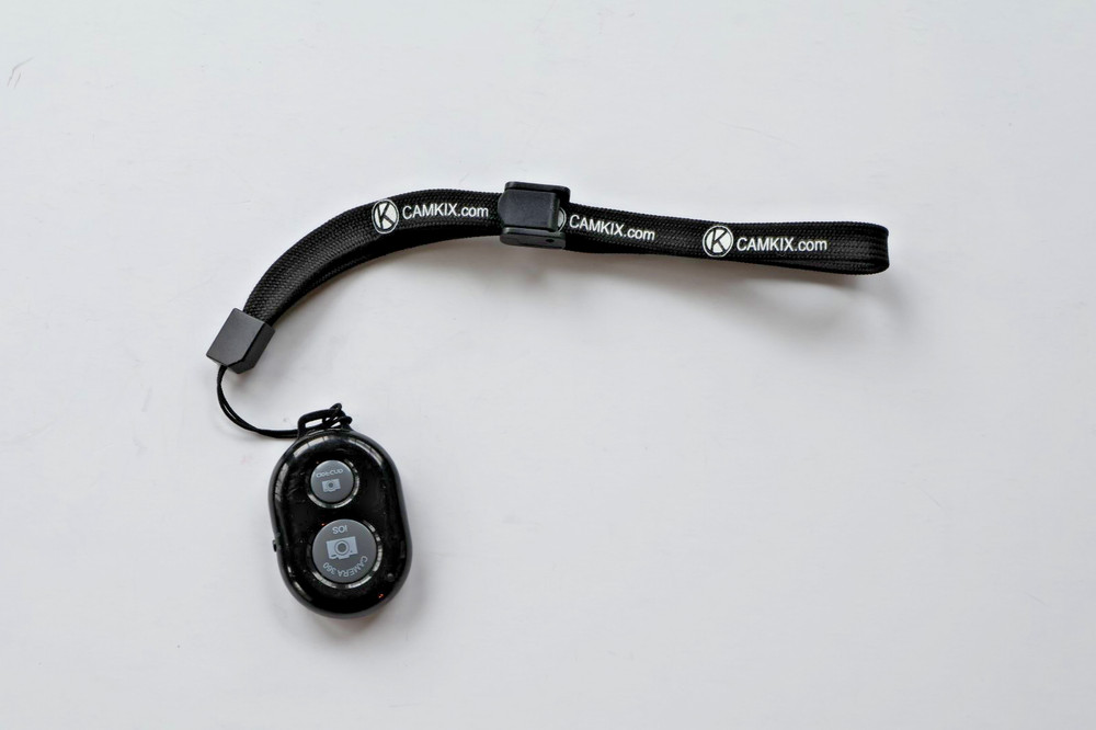 CamKix Bluetooth Camera Remote – Wireless Shutter for iOS & Android Smartphones