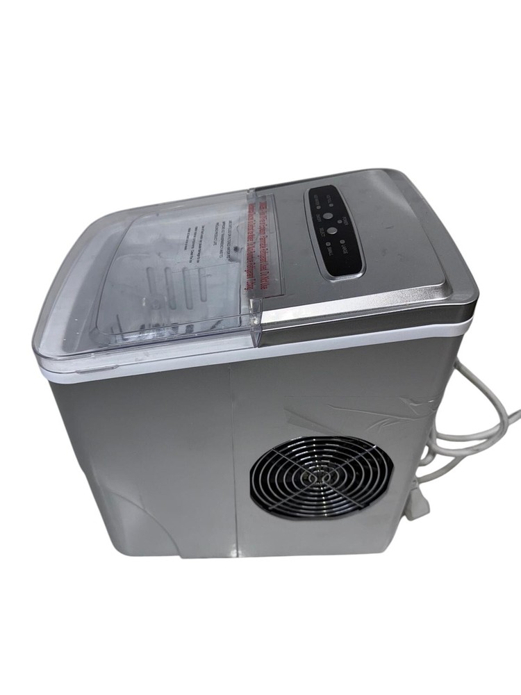 Insignia™ - Portable Ice Maker with Auto Shut-Off - Silver