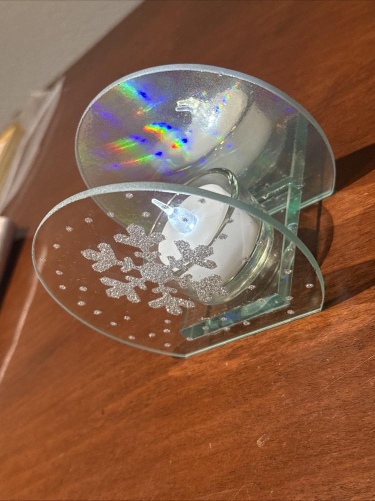 Snowflake Design Holiday Tealight Candle Holder