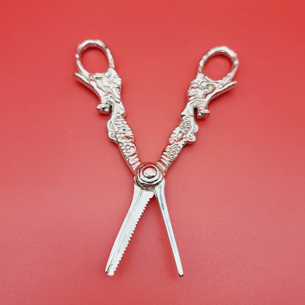 Vintage Silver Plate Victorian Style Grape Scissors Fox & Grapes Design