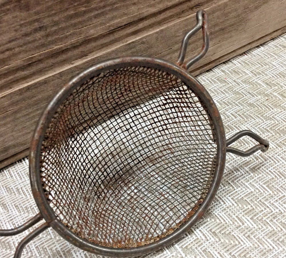 Wire Mesh Tea Strainer Red Wood Handle Kitchen Decor Tool 1960's Vintage MCM