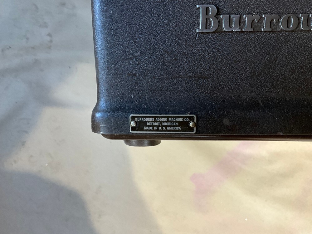 1948 Burroughs "Class 9" portable Adding Machine with subtraction