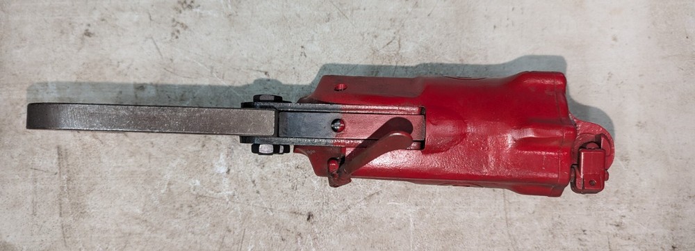 Chicago Pneumatic Compression Riveter CP-0214-Cenel.