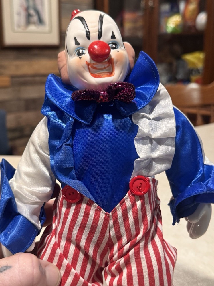 Haunted Porcelain Clown Active!!