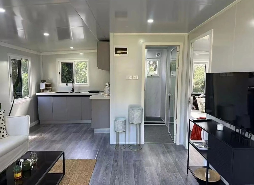 Luxury Double-Wing Container House 30ft 2bedroom 1 bath