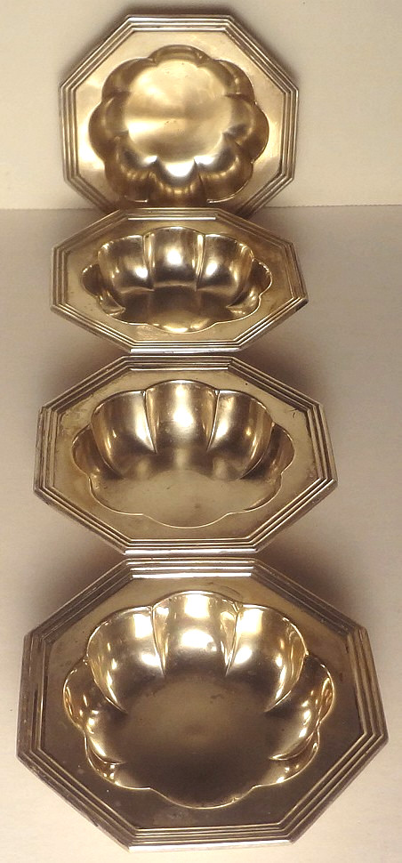 1900-1917 -SET/4 -MERIDEN BRITANNIA CO. solid STERLING SILVER NUT/MINT bowls #51