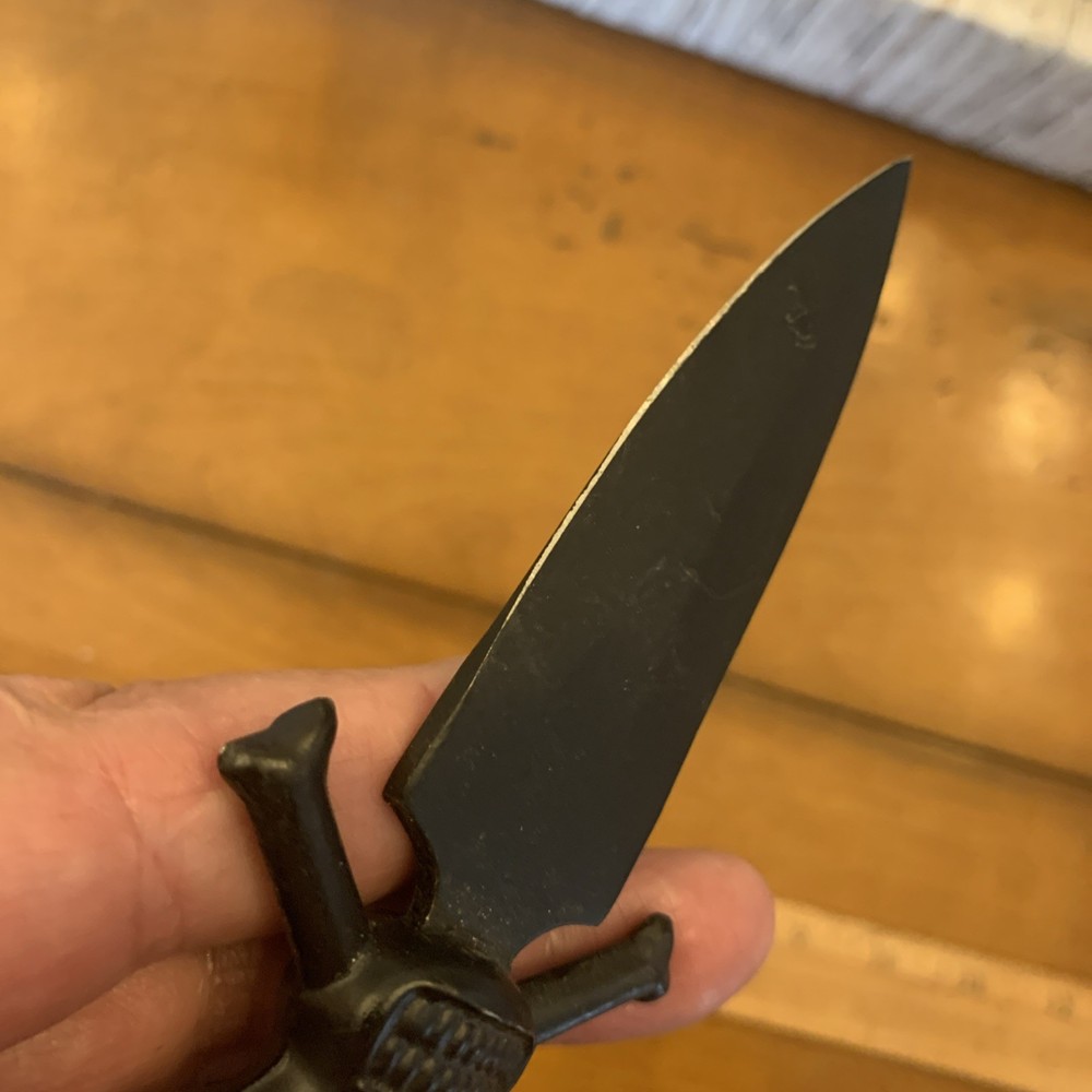 Scull Dagger Steel Knife