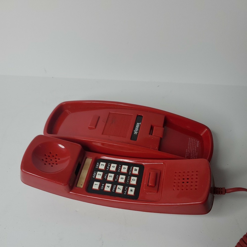 Red Telestyle Trimline Touchtone Pulse Telephone PH-200