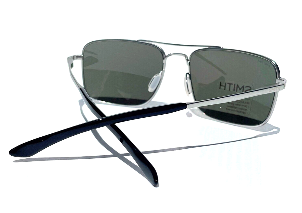 Smith Optics OUTCOME Matte Silver Carbonic POLARIZED Platinum Mirror Sunglass