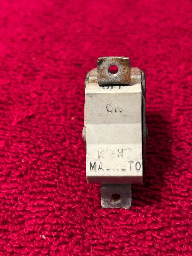 AIRCRAFT RIGHT MAGNETO ROCKER SWITCH