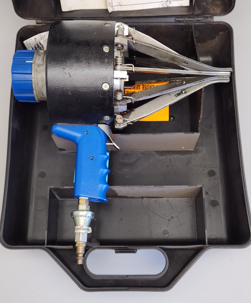 Astoria 2000 Flexx Boot FB-5000 Rapid Flexx Gun Pneumatic CV Boot Installer Used