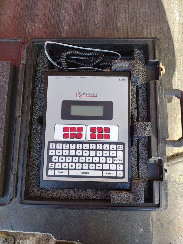 Radionics D5200 Alarm Control Panel Programming Keypad with Case