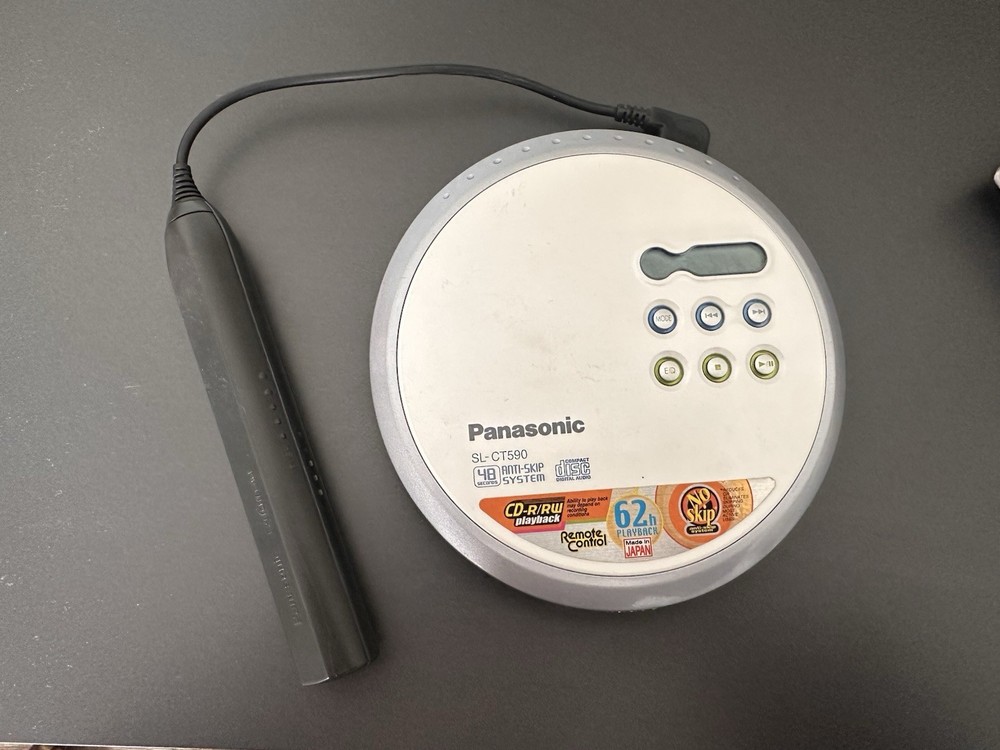 Panasonic SL-CT590 Personal CD Player, Silver. Pocket Player