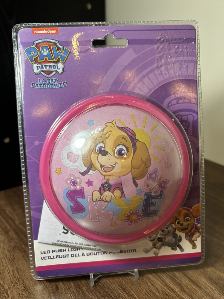 Paw Patrol LED Push Button Night Light Skye Nickelodeon Spin Master NIP
