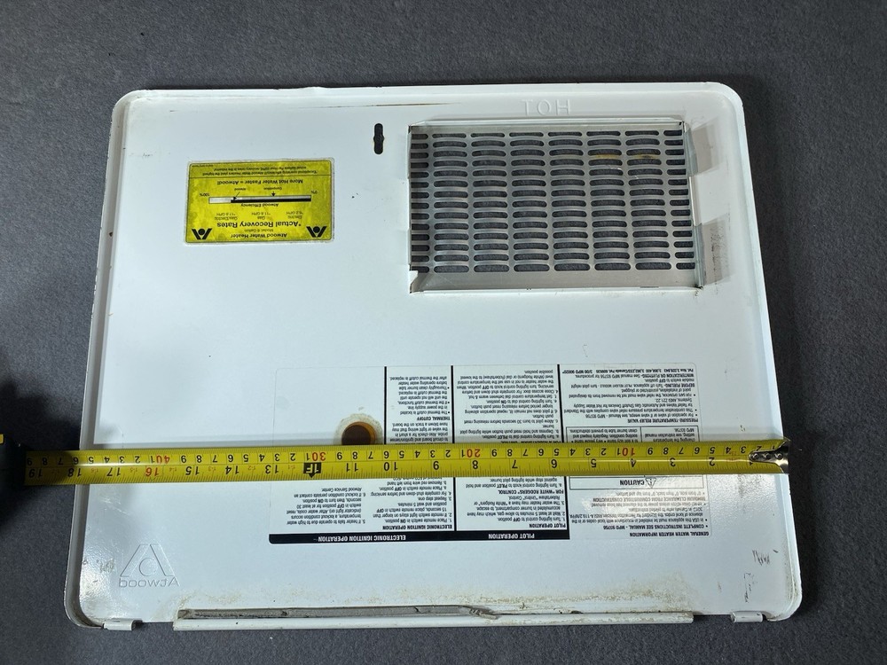 Motorhome Atwood RV WATER HEATER 18"x15" White Door Used