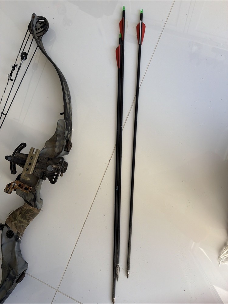 Jennings Sonic XL Compound Bow With Arrows