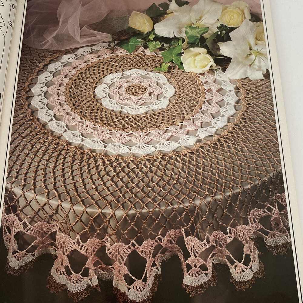 Magic Crochet Magazine 34 Projects Issue Number 98 Oct. 1995 Doily Tablecloth