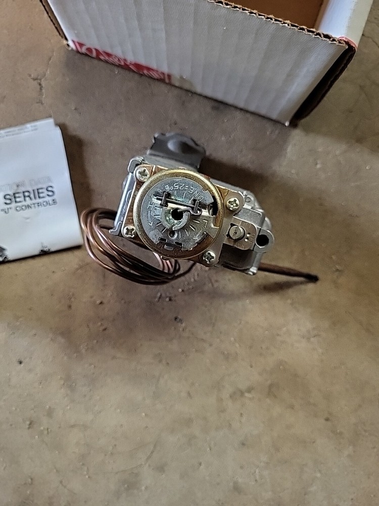 Robertshaw 4700-910 Thermostat