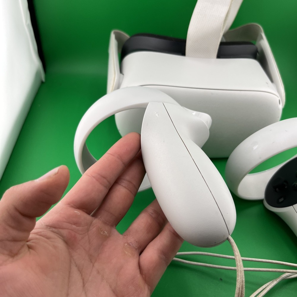 Meta Quest 2 VR Headset 256 GB -(T28)