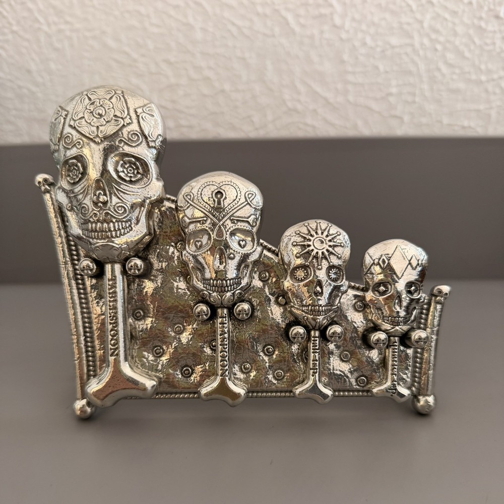 Roosfoos Calavera Measuring Spoons with Stand