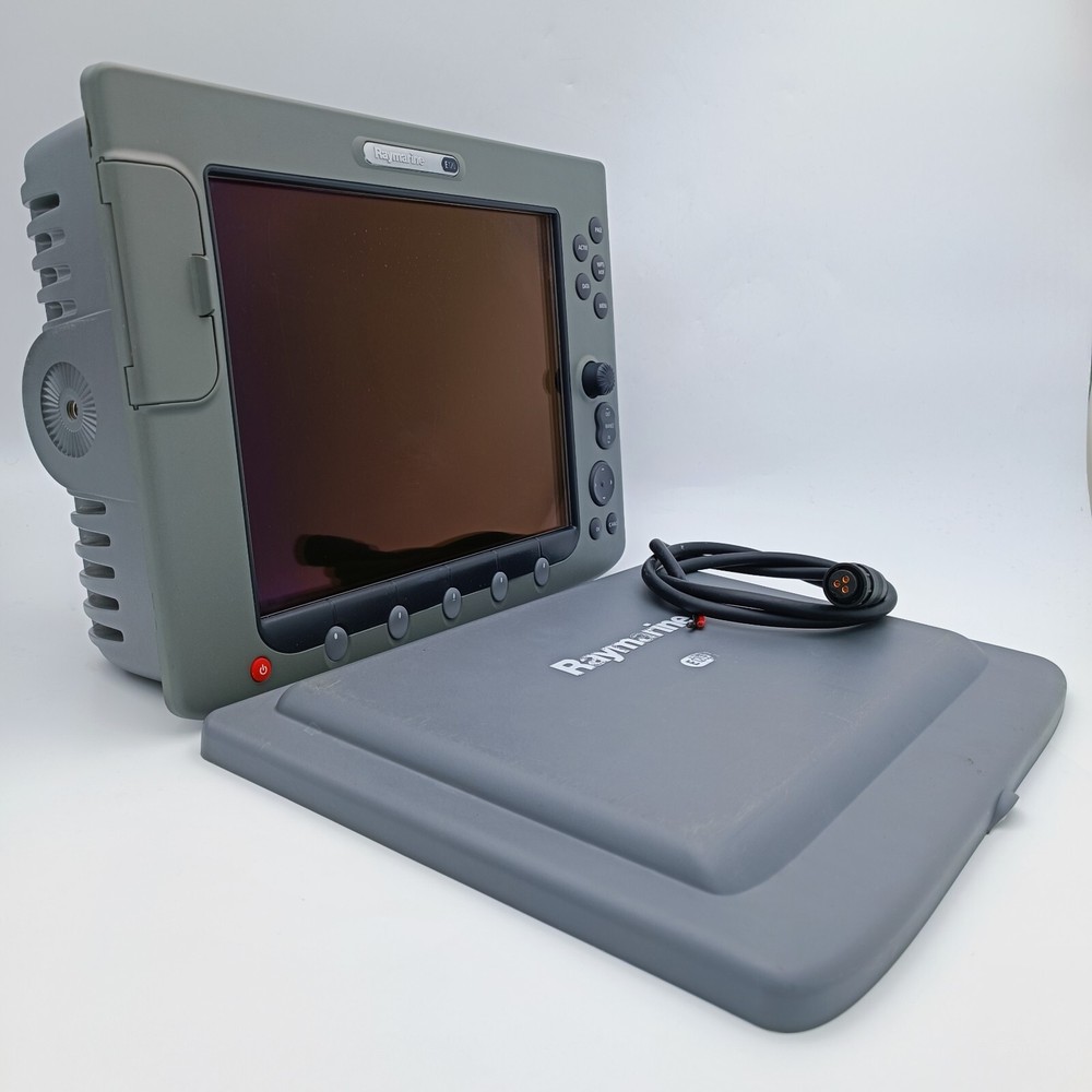Raymarine E120 MFD Chartplotter Radar Screen Classic Display E02013 Complete Set