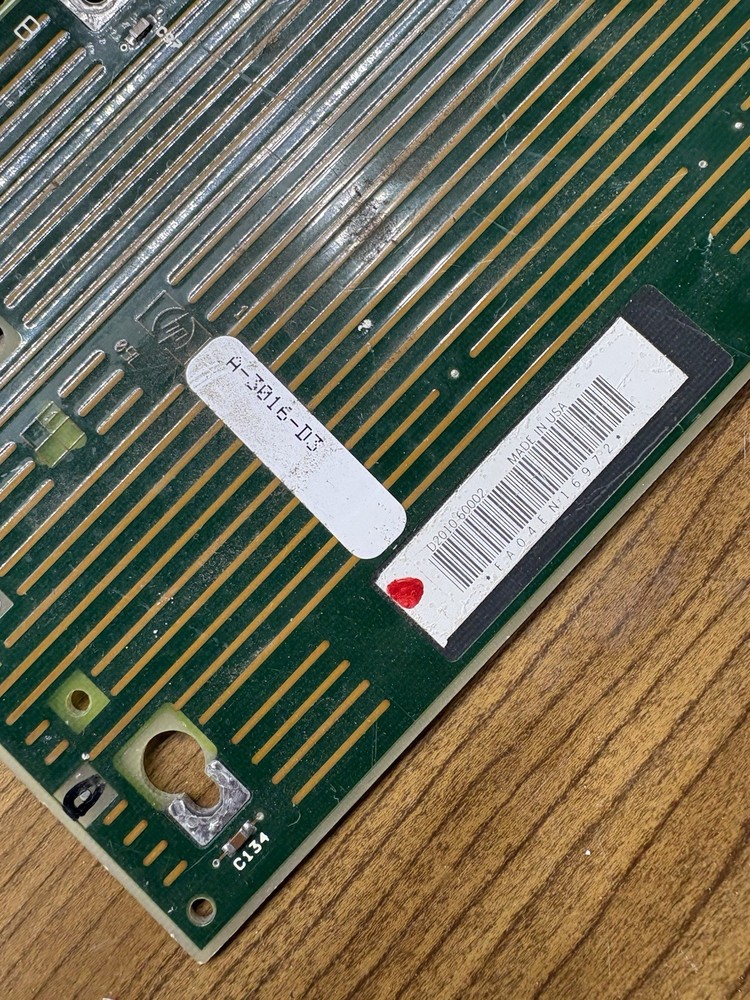 HP D2010-60002 VECTRA RS/20C BACKPLANE BOARD