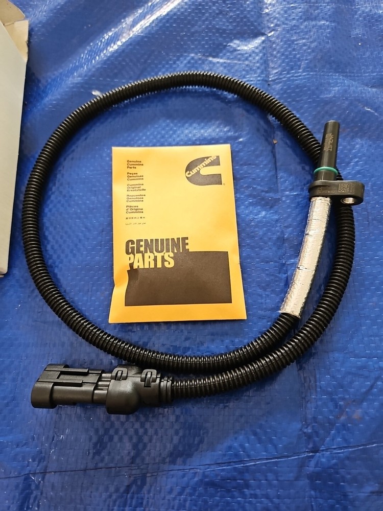 Genuine Cummins 4034200 Speed Sensor Kit