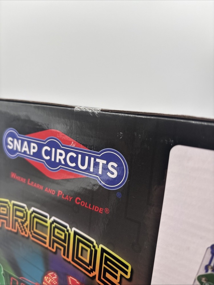 Elenco Snap Circuits Arcade 200+ Projects Programmable - NEW
