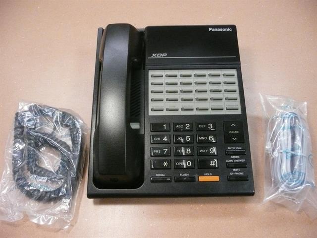 Panasonic KX-T7220B Phone