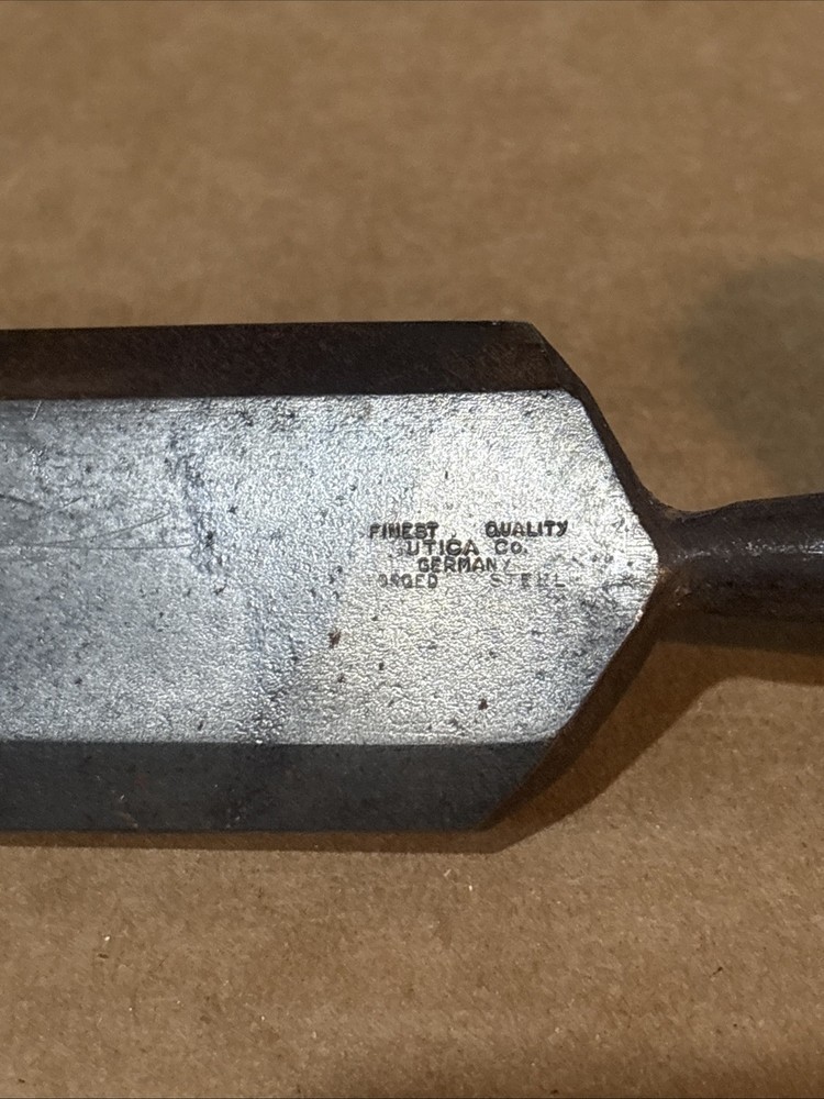 VINTAGE FINEST QUALITY UTICA CO. 1-¾” BLADE BEVELED EDGE SOCKET CHISEL GERMANY