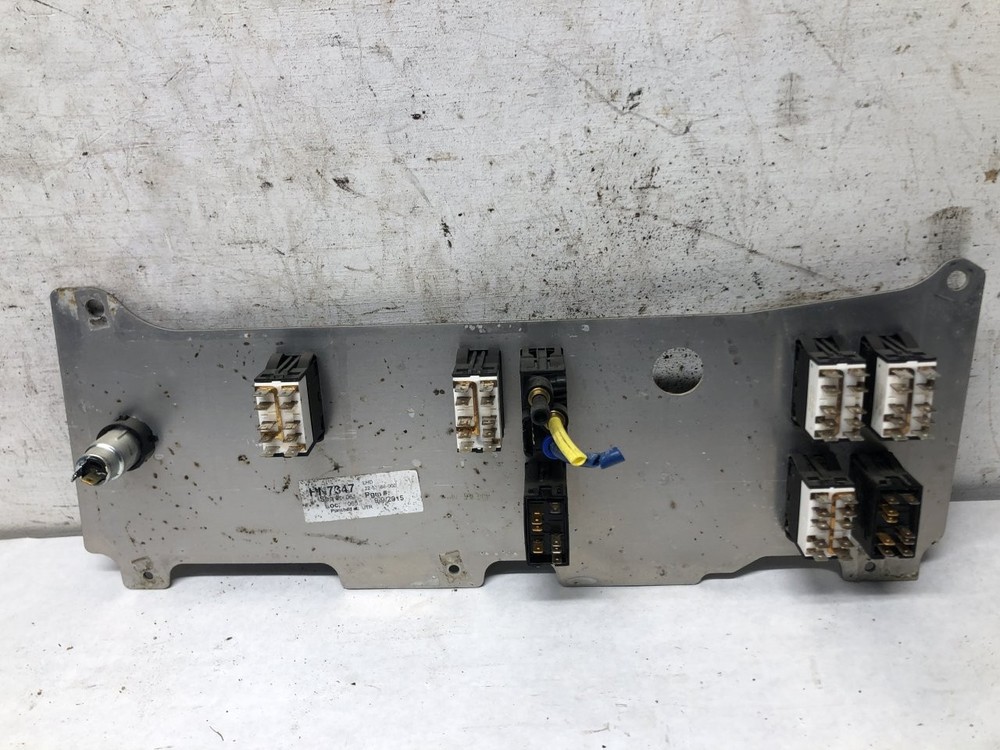 Freightliner M2 106 SWITCH Dash Panel - Used | P/N 2253168000
