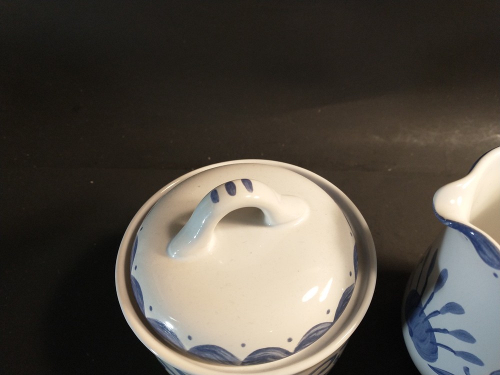 Corelle Coordinates Oceanview stoneware cream & sugar set