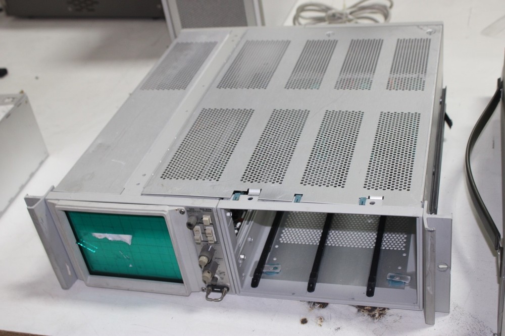 Tektronix 5113 Oscilloscope  WORKING