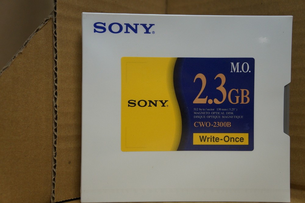 NEW Sony CWO-2300B 2.3GB 5.25 MO OPTICAL DISK