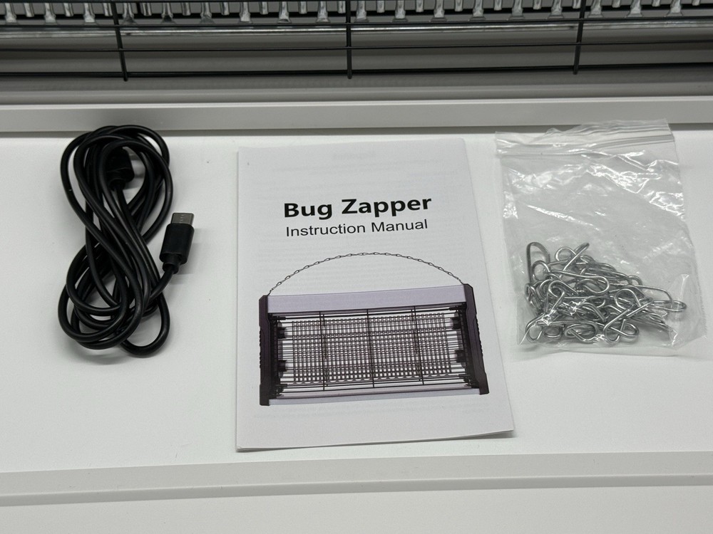 MOROLE Electric Bug Zapper New In Box Summer Outdoors Backyard