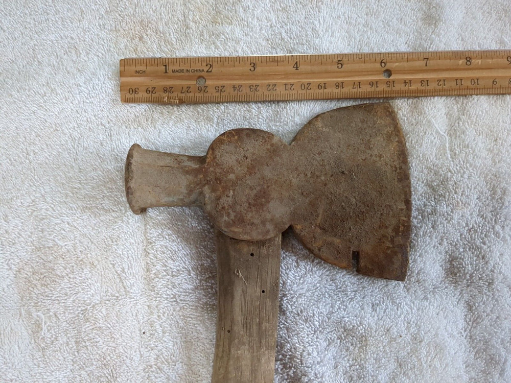 Vintage Antique Small Hatchet - Carpenter / Campfire / Nail Puller / Hammer