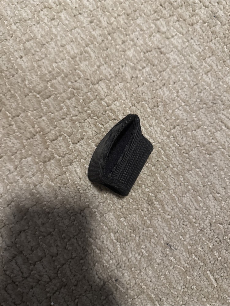 Bianchi Nylon Small Flashlight Holder Black Belt Mounted