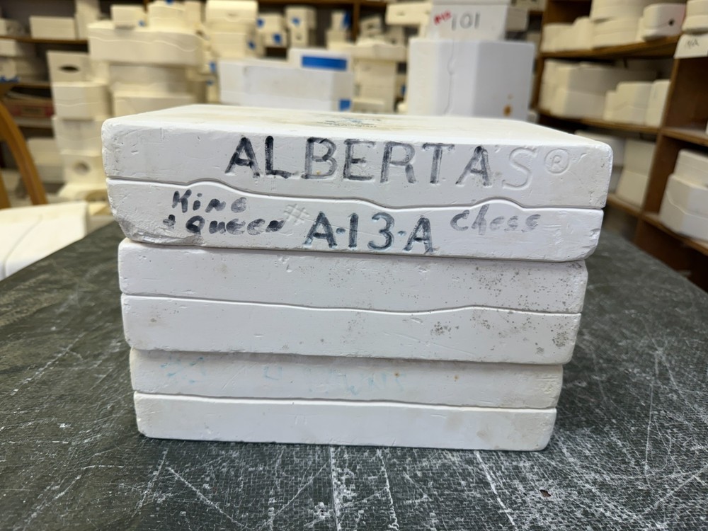 VINTAGE ALBERTA CERAMIC MOLD #A-13 A/B/C CHESS SET