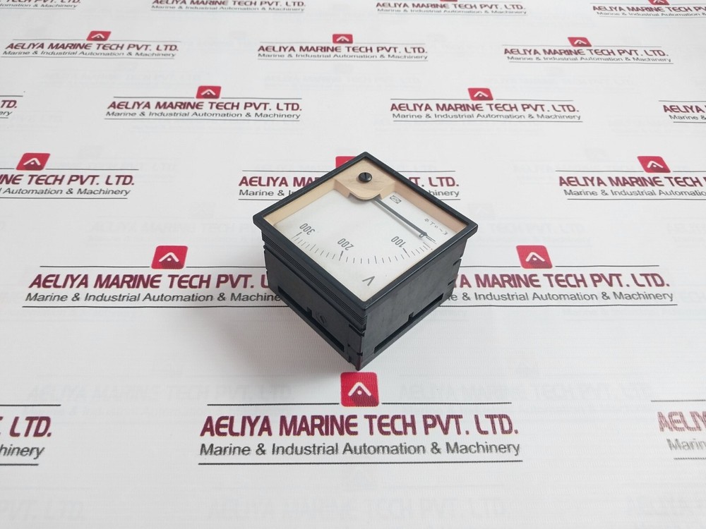 DEIF 0-300 V Voltmeter 1.5