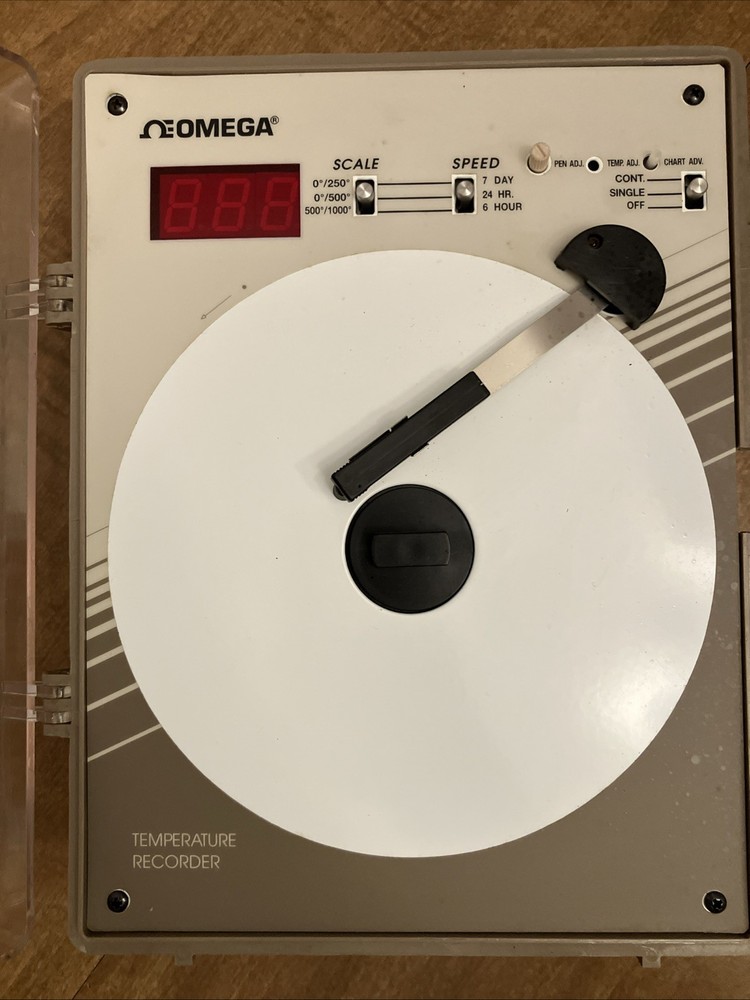 OMEGA ENGINEERING CT87HF / CT87HF Temperature Recorder Untested Missing Cord