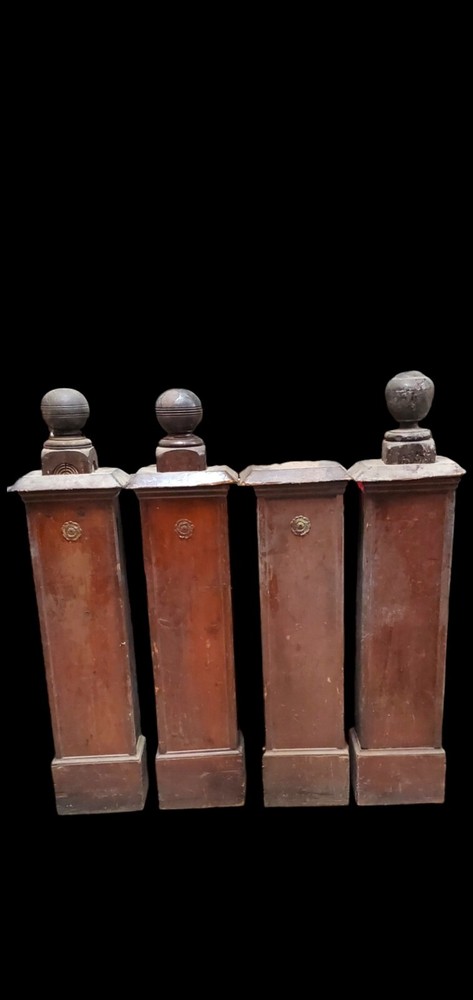 Set Of 4 Newel Posts GAM0276