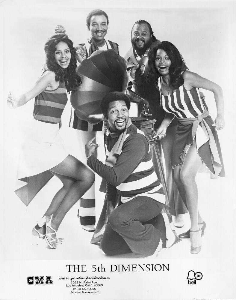 THE 5TH DIMENSION  8X10  PHOTO K3845